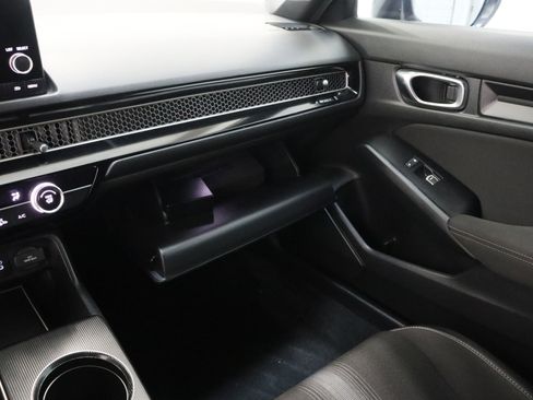 Used 2025 Honda Civic Sport image 22