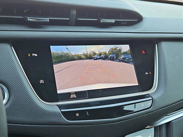 Used 2025 Cadillac XT6 Luxury FWD image 13