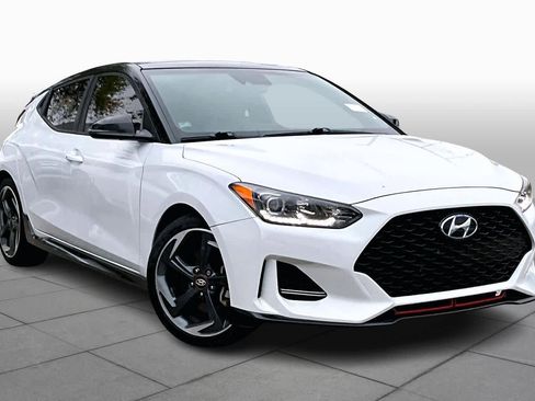 Used 2020 Hyundai Veloster Turbo Ultimate image 2