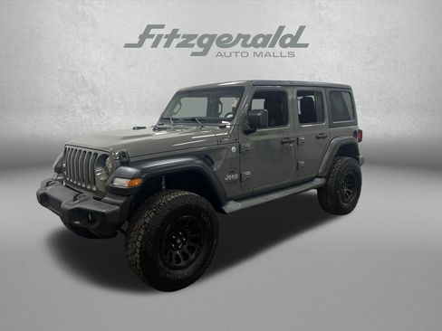 Used 2018 Jeep Wrangler Unlimited Sport S AWD/4WD image 1