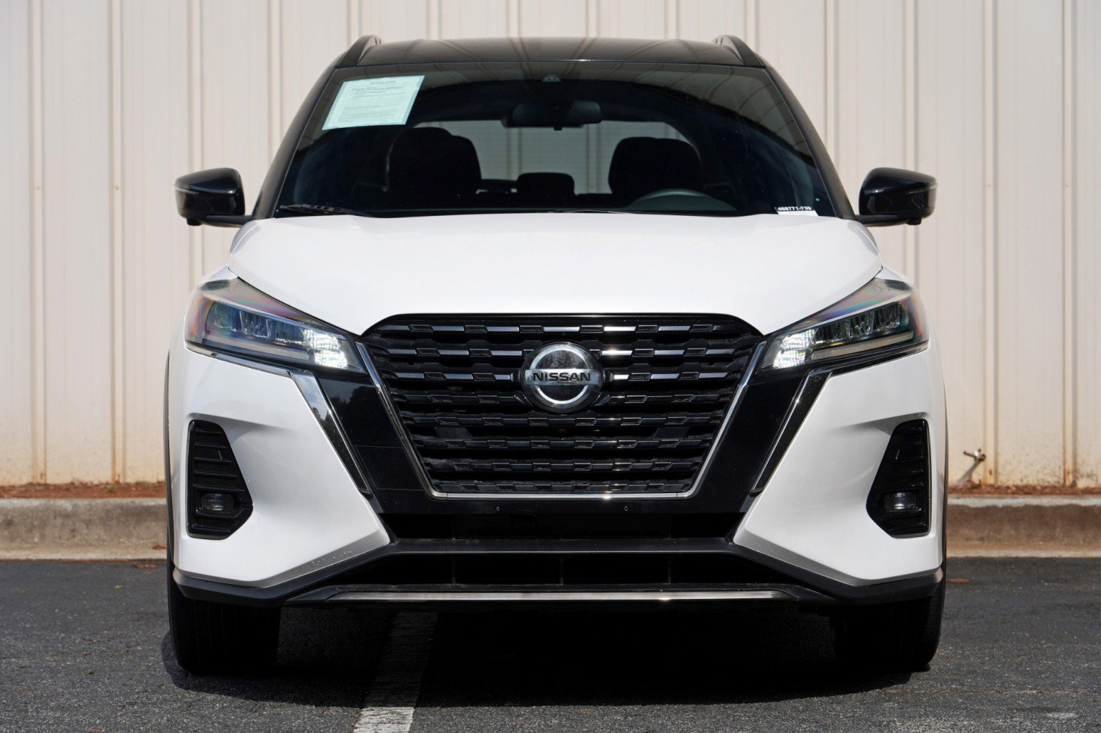 Used 2021 Nissan Kicks SR FWD image 6