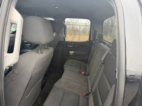 Used 2017 Chevrolet Silverado 1500 LT w/ Midnight Edition image 11