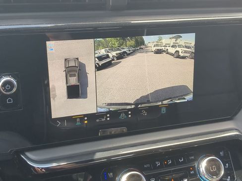 Used 2023 GMC Sierra 1500 AT4X AWD/4WD image 15