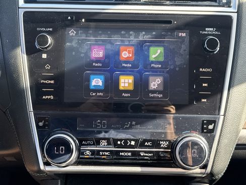 Used 2018 Subaru Outback 2.5i Limited w/ Popular Package #2 image 19