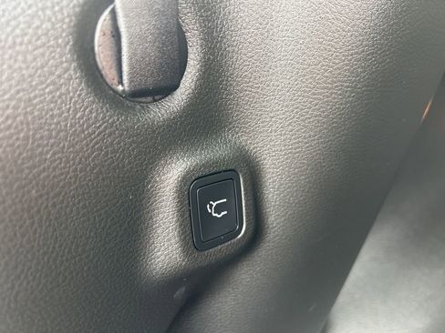 Used 2024 Jeep Compass Limited w/ Elite Group AWD/4WD image 36