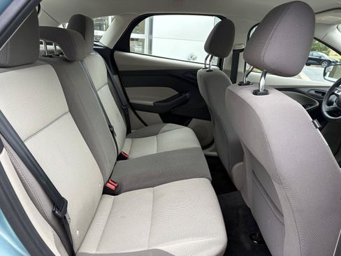 Used 2012 Ford Focus SE FWD image 21