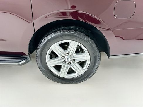 Used 2020 Ford Expedition Max XLT w/ Equipment Group 202A RWD image 36