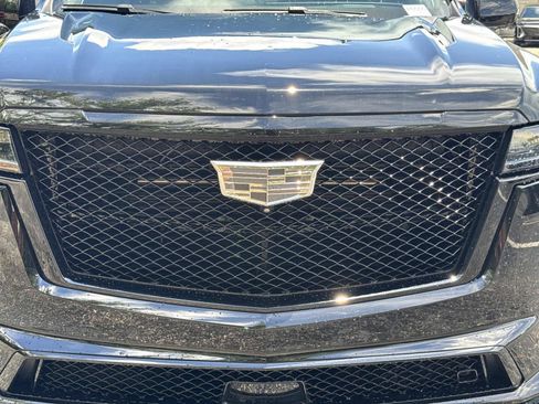 Used 2023 Cadillac Escalade V w/ LPO, ONYX Package AWD/4WD image 8