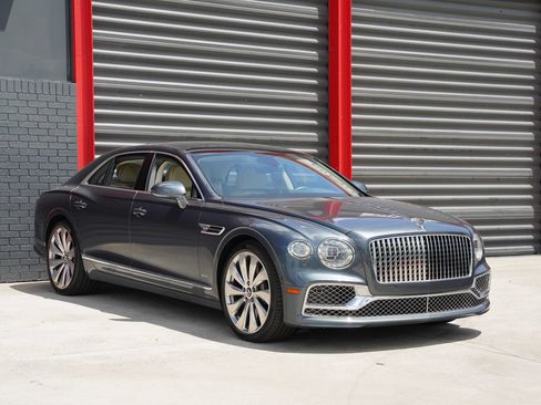 Used 2020 Bentley Flying Spur W12 AWD/4WD image 5