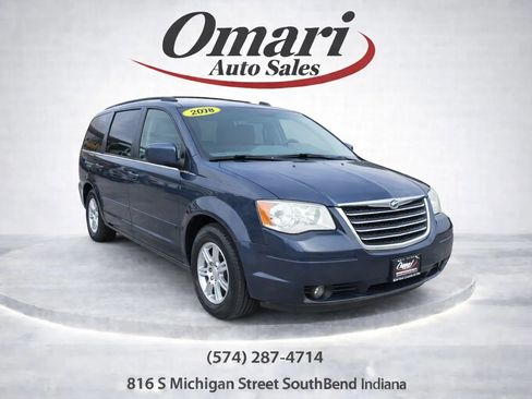 Used 2008 Chrysler Town & Country Touring image 1
