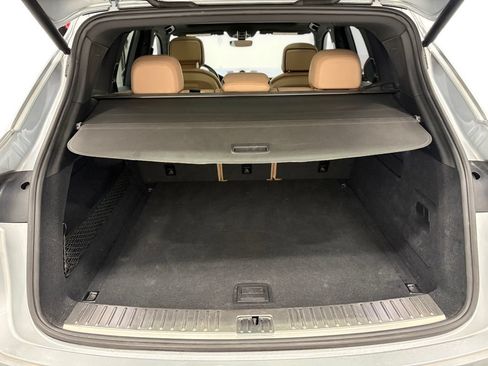 Used 2019 Porsche Cayenne AWD/4WD image 13