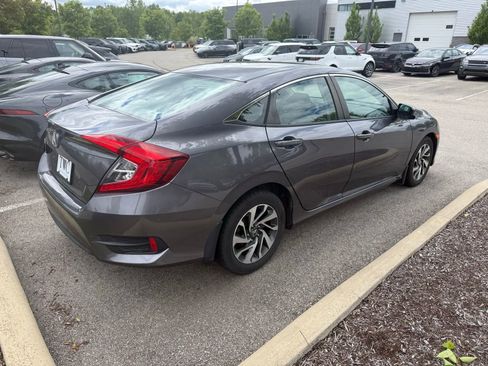 Used 2016 Honda Civic EX image 5