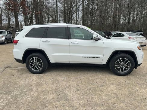 Used 2020 Jeep Grand Cherokee Limited w/ Luxury Group II image 4
