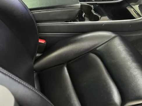 Used 2020 Tesla Model 3 Long Range AWD/4WD image 10