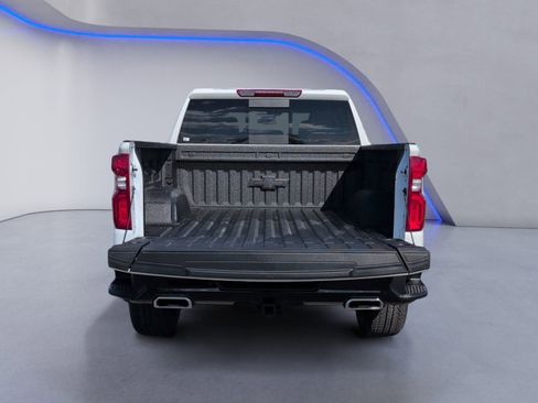New 2026 Chevrolet Silverado 1500 LT Trail Boss w/ LT Trail Boss Premium Package AWD/4WD image 6
