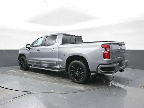 Used 2024 Chevrolet Silverado 1500 High Country w/ Technology Package image 2