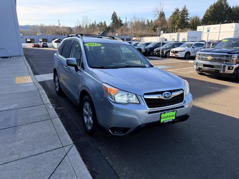 Used 2015 Subaru Forester 2.5i Premium w/ All-Weather Package image 2