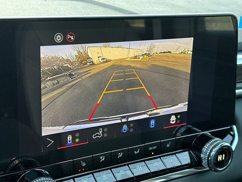 New 2026 GMC Canyon Elevation w/ Convenience Package image 16