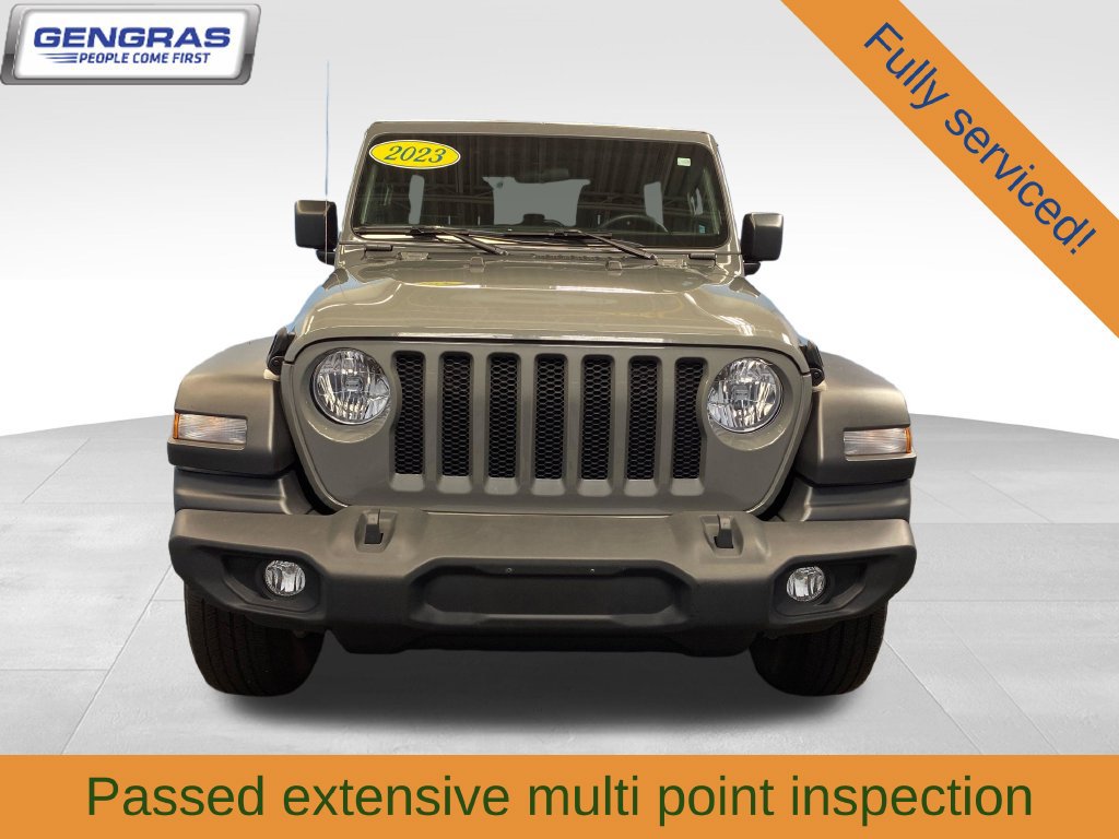 Used 2023 Jeep Wrangler Unlimited Sport AWD/4WD image 3