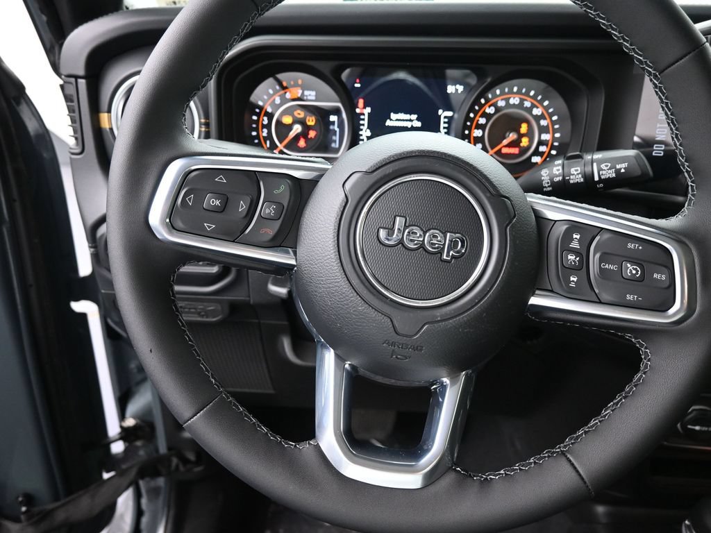 New 2026 Jeep Wrangler Unlimited Sahara AWD/4WD image 12