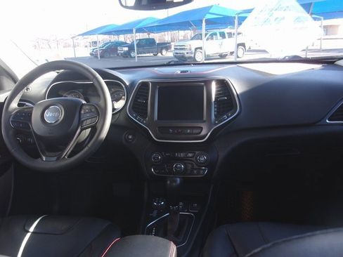 Used 2021 Jeep Cherokee Trailhawk w/ Premium Leather Package image 18