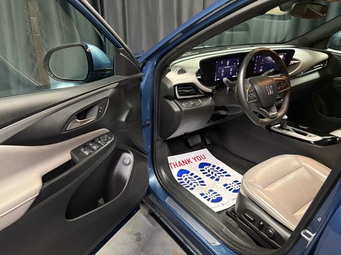 Used 2024 Buick Envista Avenir FWD image 22