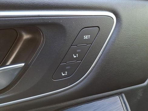 Certified 2023 Nissan Rogue Platinum w/ Platinum Premium Package image 16