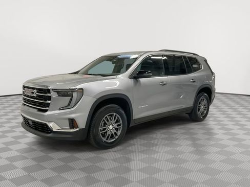 Certified 2025 GMC Acadia Elevation FWD image 7