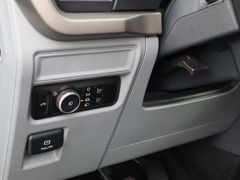 Used 2024 Ford F150 XLT w/ Tow/Haul Package image 12