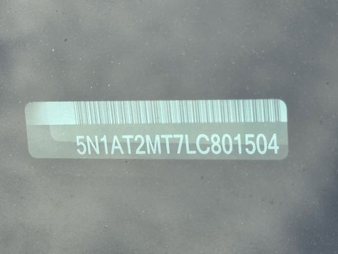 Used 2020 Nissan Rogue S image 21