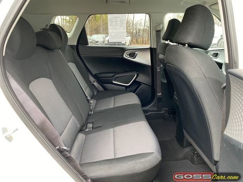 Used 2022 Kia Soul LX w/ Technology Package FWD image 7