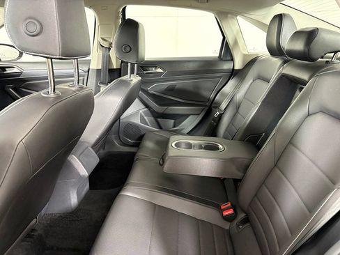 Used 2024 Volkswagen Jetta SE FWD image 34