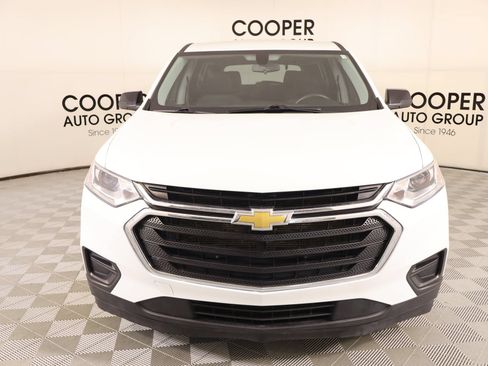 Used 2021 Chevrolet Traverse LS FWD image 8