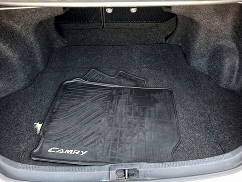 Used 2015 Toyota Camry SE FWD image 28