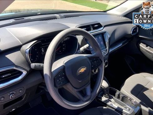 Used 2023 Chevrolet TrailBlazer LT w/ Convenience Package FWD image 14
