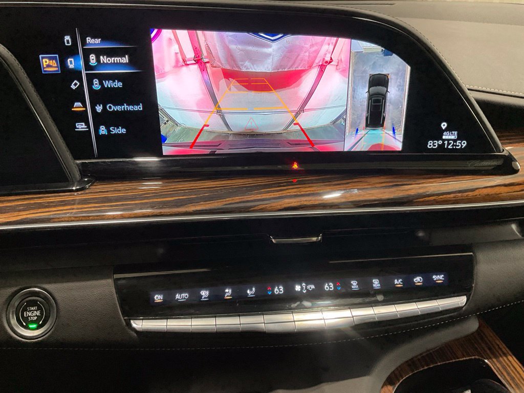Used 2021 Cadillac Escalade ESV Premium Luxury AWD/4WD image 23