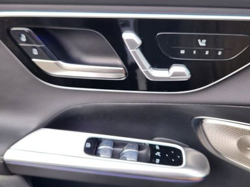 New 2026 Mercedes-Benz GLC 300 4MATIC image 11