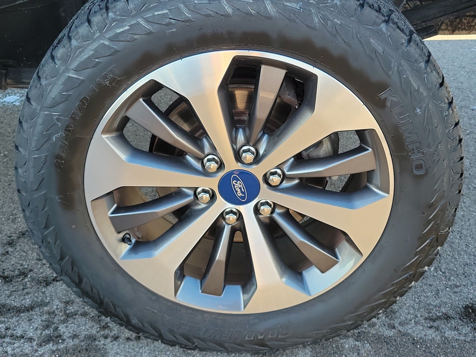 Used 2019 Ford F150 XL w/ Equipment Group 101A Mid AWD/4WD image 12