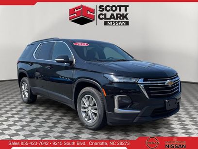 Used 2023 Chevrolet Traverse LT