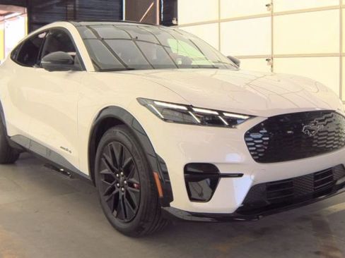 Used 2025 Ford Mustang Mach-E Premium w/ Sport Appearance Package image 4