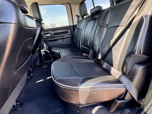 Used 2024 RAM 2500 Laramie image 12