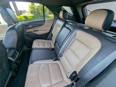 Used 2022 Chevrolet Equinox Premier AWD/4WD image 19