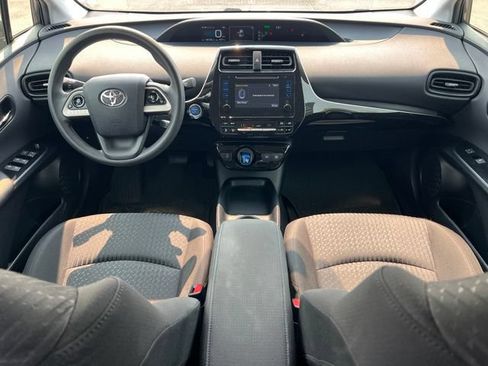 Used 2016 Toyota Prius Two FWD image 14
