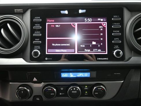 Used 2022 Toyota Tacoma SR image 9