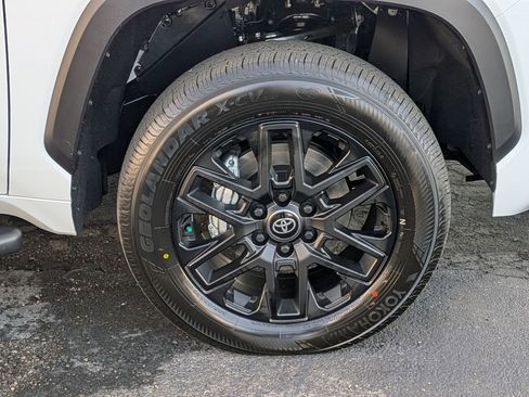 New 2026 Toyota Tundra SR5 RWD image 7
