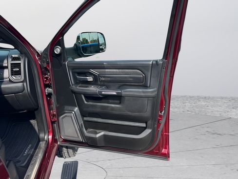Used 2021 RAM 2500 Limited AWD/4WD image 36