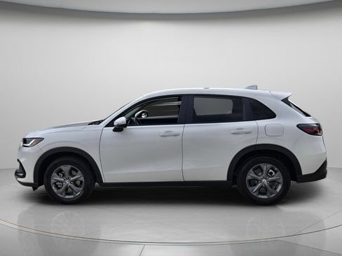 Used 2026 Honda HR-V LX image 3