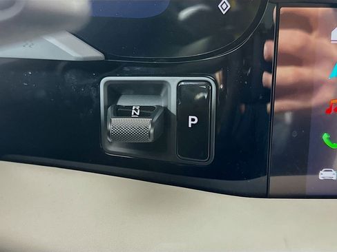 New 2025 Porsche Taycan GTS image 19