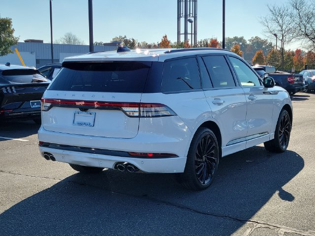Used 2025 Lincoln Aviator Reserve w/ Equipment Group 201A AWD/4WD image 4