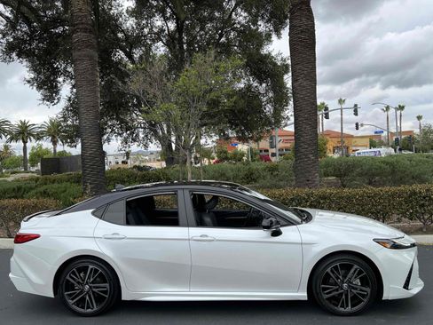 Used 2025 Toyota Camry XSE image 18